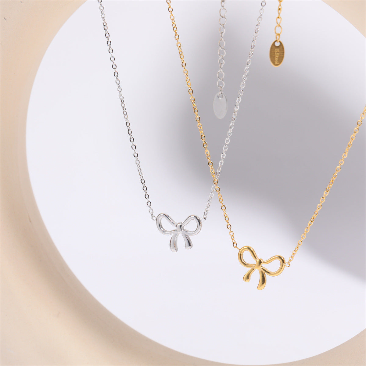 Bow Pendant Necklace