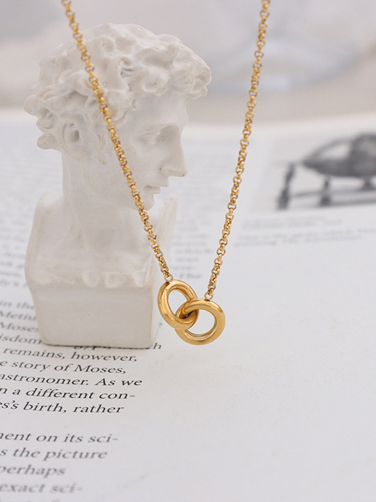 Hoppy Hoop Pendant Necklace