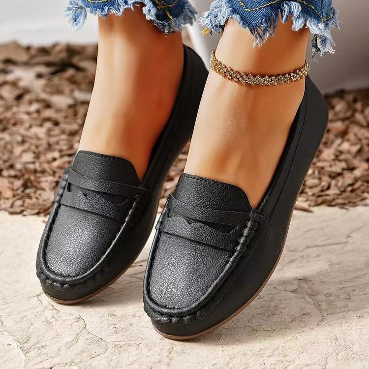 Classic Flat Loafer